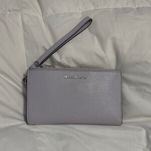 Michael Kors Traveler Wristlet